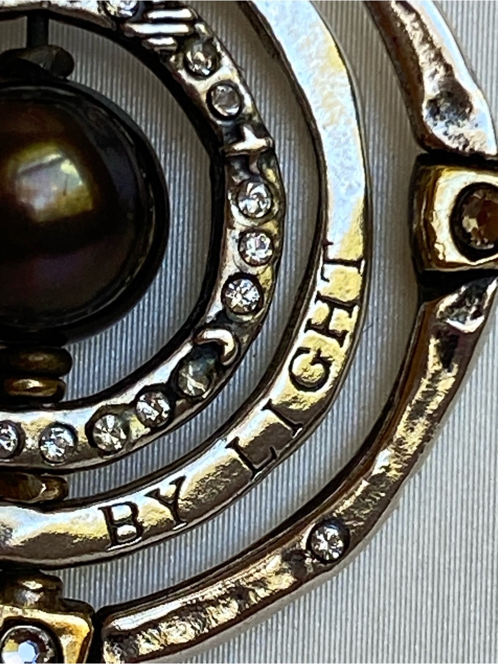 Waxing Poetic Sphera Pendant - Picture 9 of 11